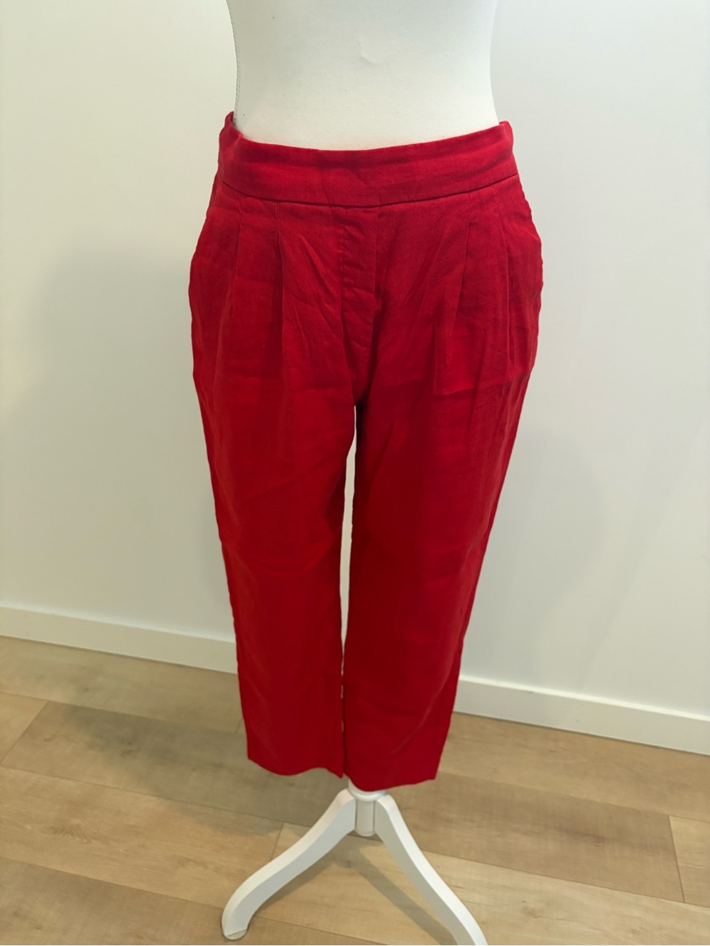 Babaton Red Cropped Pull-On Trousers